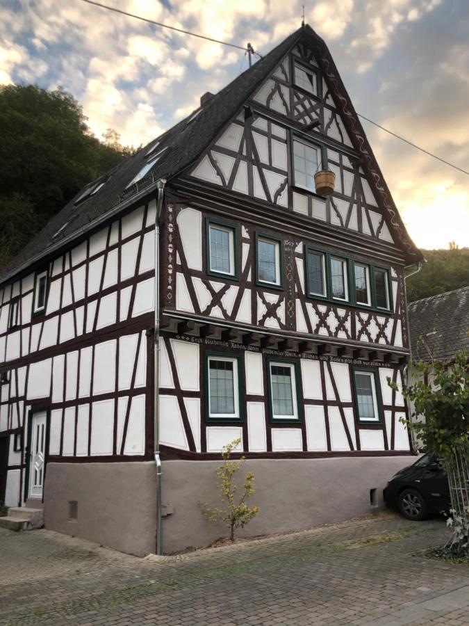 Schoene Ferienwohnung Burgruine Fachwerkhaus Bacharach Kültér fotó